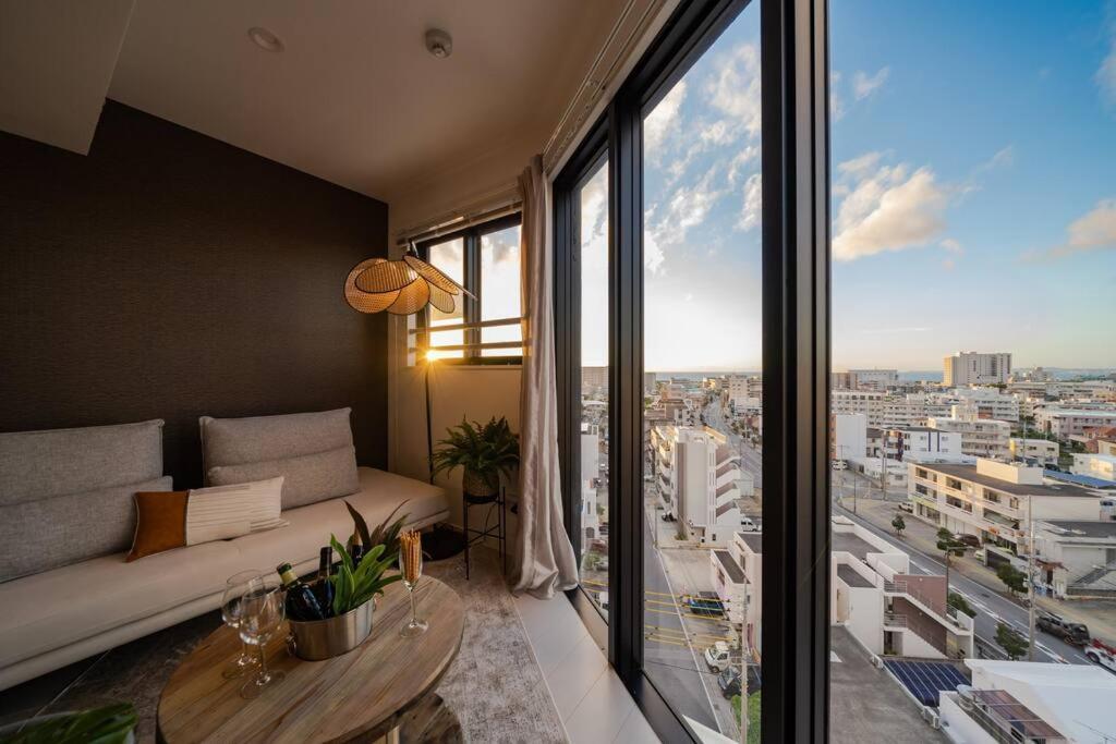 Апартаменти The Penthouse Ginowan Urasoe Екстер'єр фото
