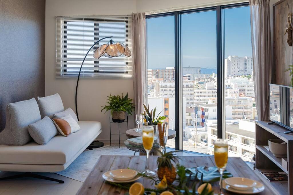 Апартаменти The Penthouse Ginowan Urasoe Екстер'єр фото